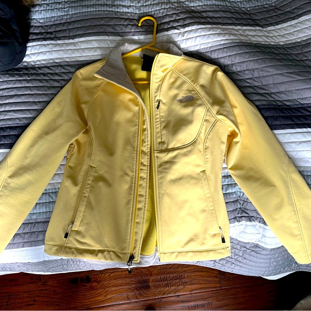 North Face women’s insulated jacket